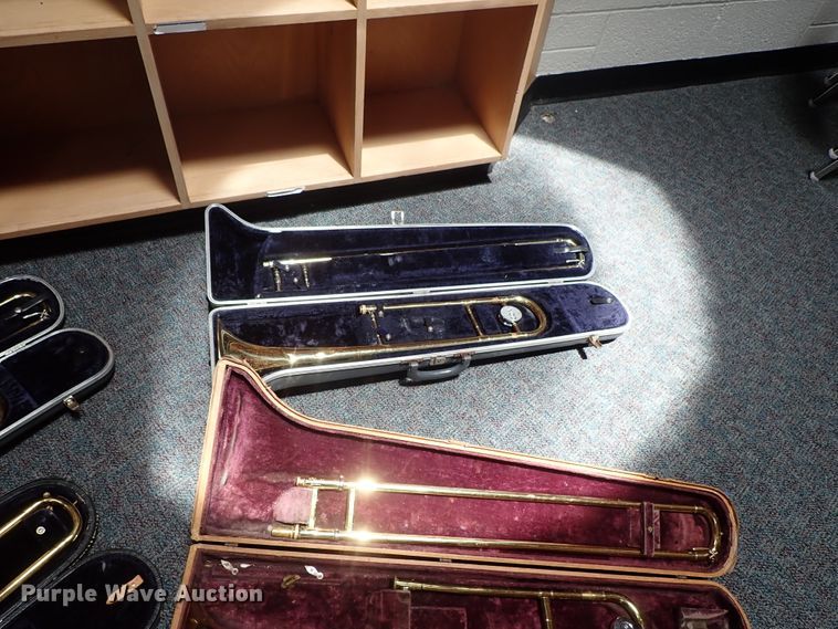 image for item FB9209 (7) trombones