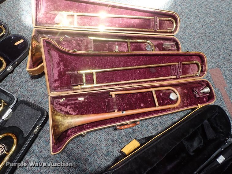 image for item FB9209 (7) trombones