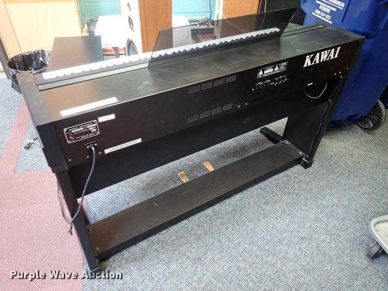 image for item FB9218 Kawai MR370 electric piano