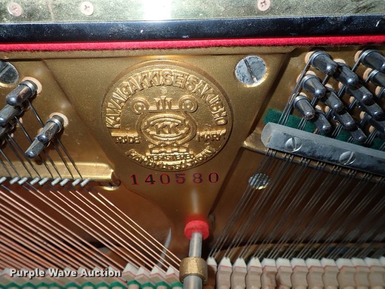 image for item FB9220 Kawai piano