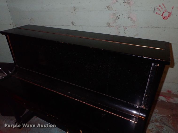 image for item FB9220 Kawai piano