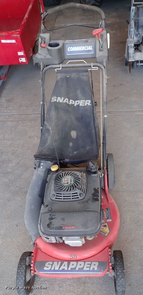 image for item FE9784 Snapper push mower