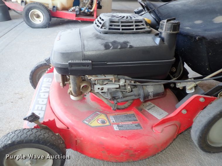 image for item FE9784 Snapper push mower