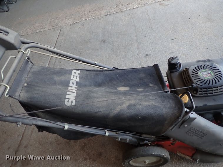 image for item FE9784 Snapper push mower