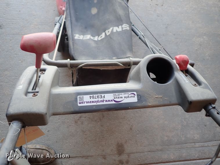 image for item FE9784 Snapper push mower