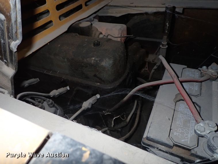 image for item FE9805 Allis Chalmers FT4024 forklift