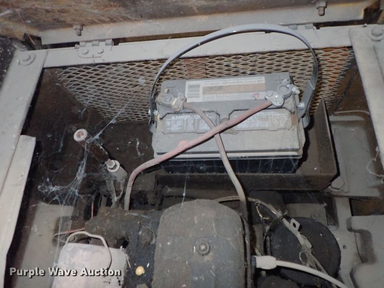 image for item FE9805 Allis Chalmers FT4024 forklift