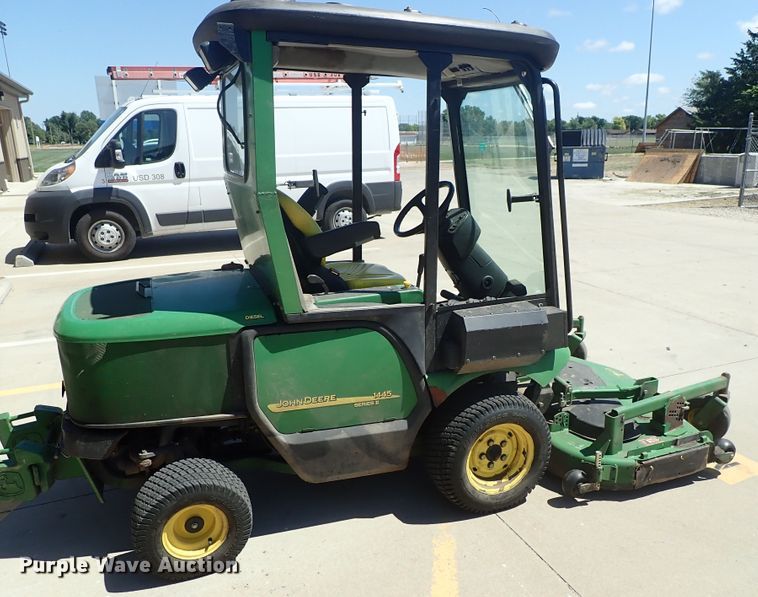 image for item FE9809 John Deere 1445 lawn mower