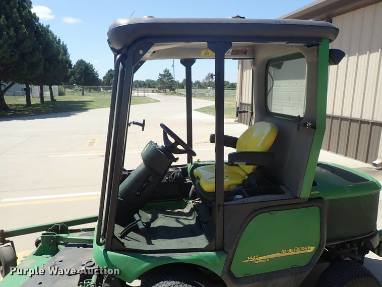 image for item FE9809 John Deere 1445 lawn mower