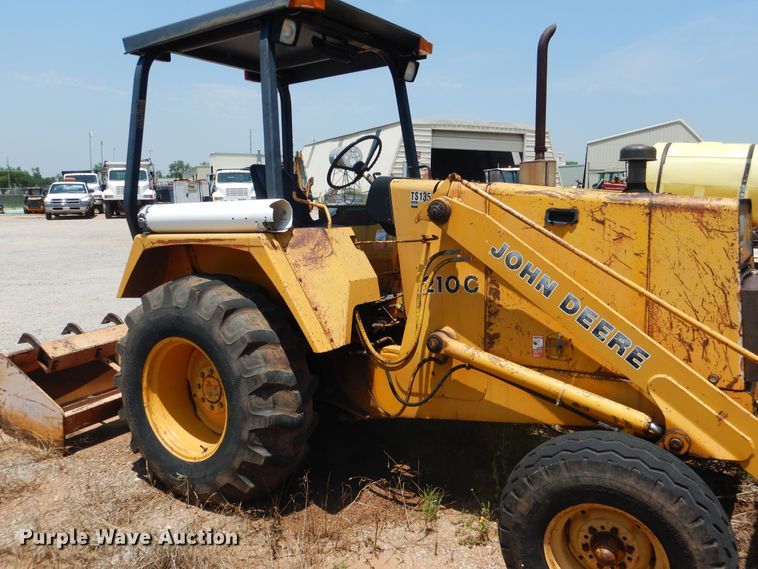 image for item FI9839 1987 John Deere 210C landscape tractor