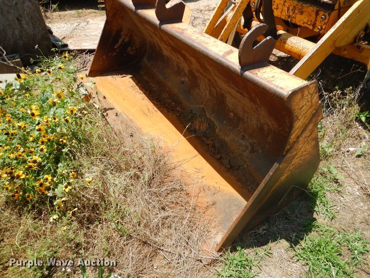 image for item FI9839 1987 John Deere 210C landscape tractor