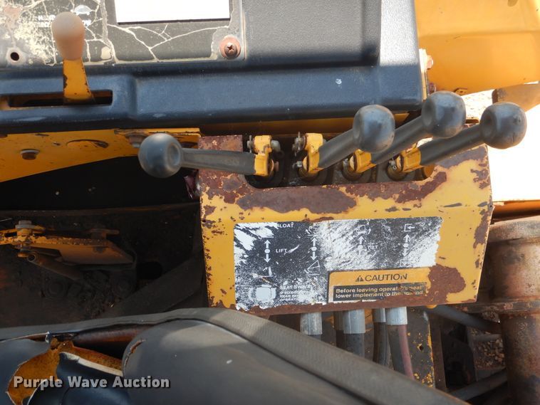 image for item FI9839 1987 John Deere 210C landscape tractor