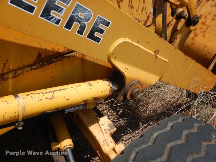 image for item FI9839 1987 John Deere 210C landscape tractor