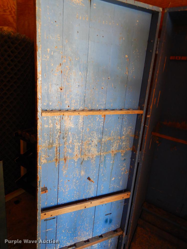 image for item FI9921 Furniture