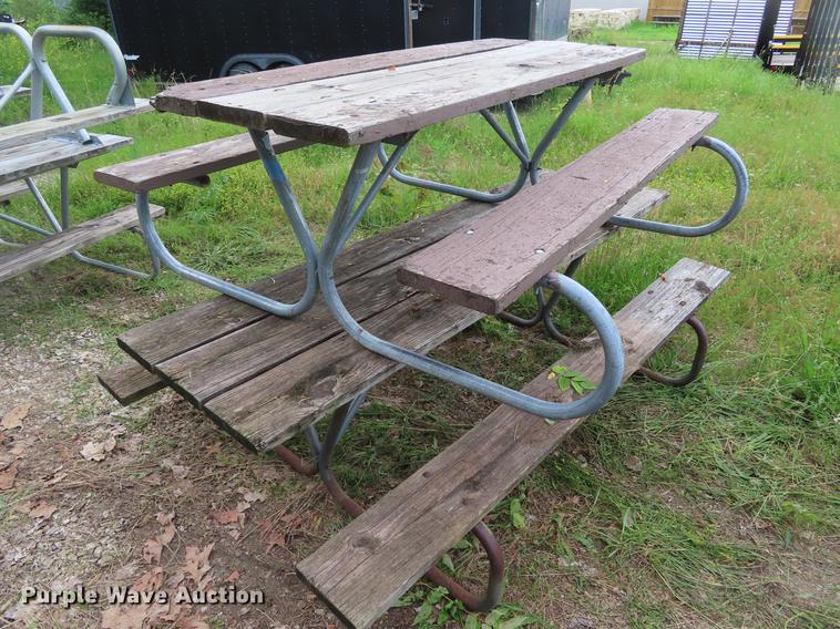 image for item FJ9138 (10) picnic tables