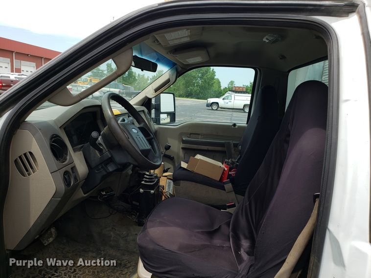 image for item FL9001 2008 Ford F450 Super Duty dump truck