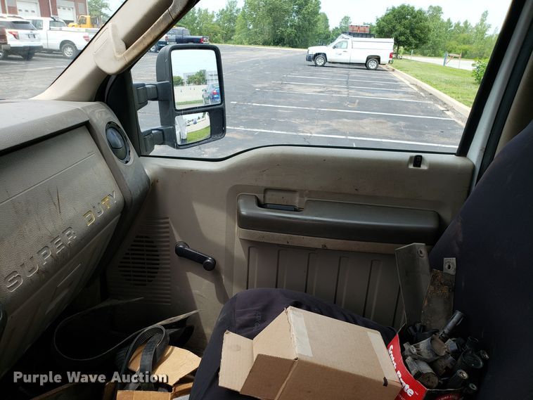 image for item FL9001 2008 Ford F450 Super Duty dump truck