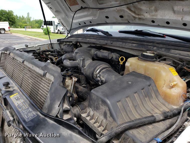 image for item FL9001 2008 Ford F450 Super Duty dump truck