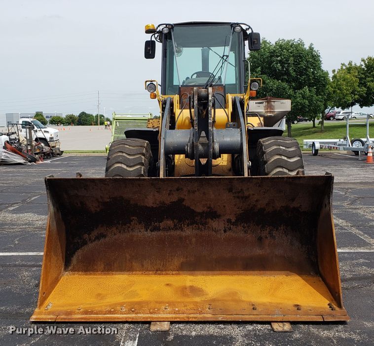 image for item FL9009 2004 John Deere 544J wheel loader