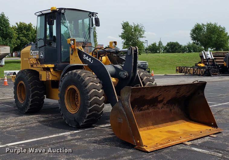 image for item FL9009 2004 John Deere 544J wheel loader