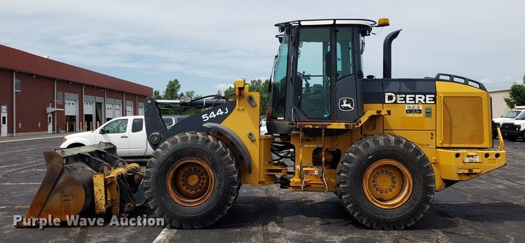 image for item FL9009 2004 John Deere 544J wheel loader