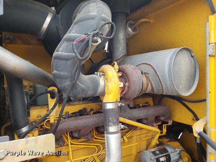 image for item FL9009 2004 John Deere 544J wheel loader