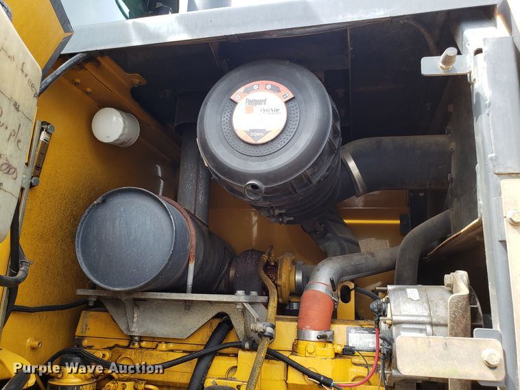 image for item FL9009 2004 John Deere 544J wheel loader