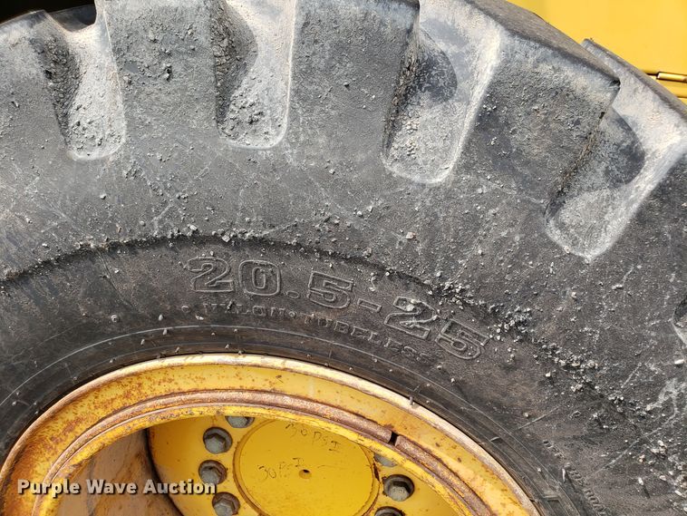 image for item FL9009 2004 John Deere 544J wheel loader