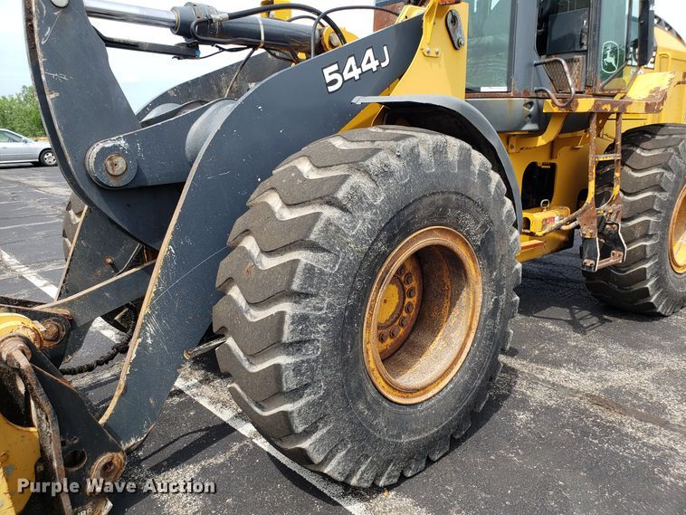 image for item FL9009 2004 John Deere 544J wheel loader