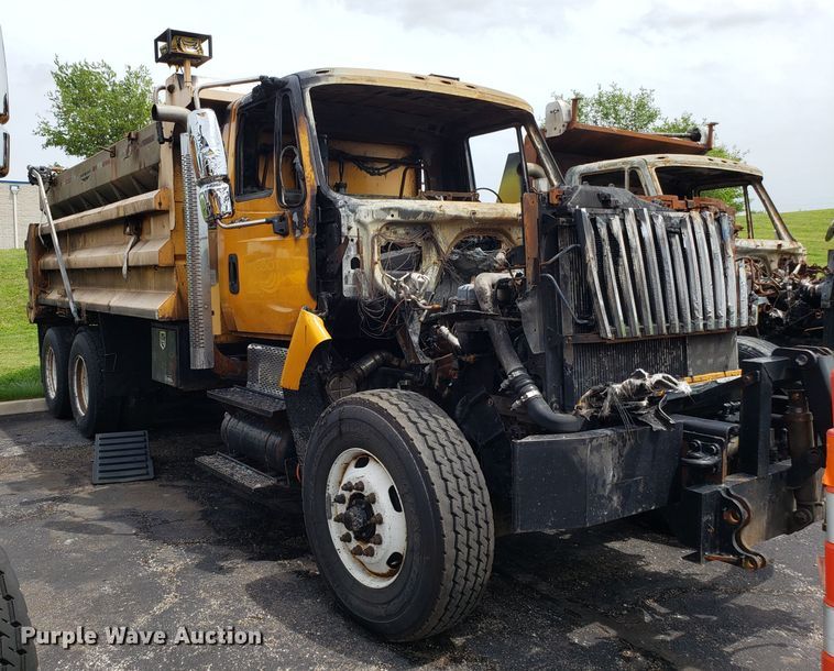 image for item FL9013 2012 International WorkStar 7500 dump truck