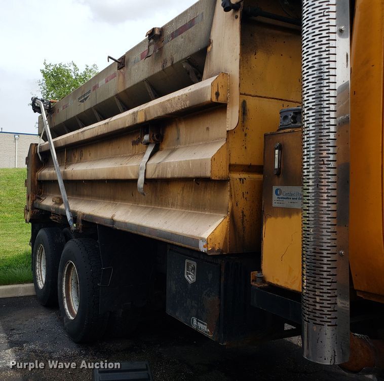 image for item FL9013 2012 International WorkStar 7500 dump truck