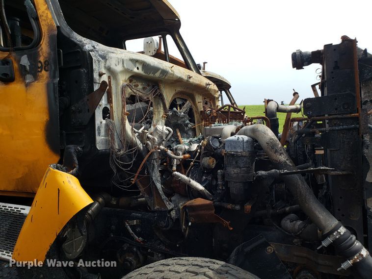 image for item FL9013 2012 International WorkStar 7500 dump truck