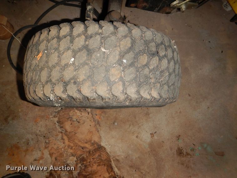 image for item FP9041 John Deere 210 lawn mower