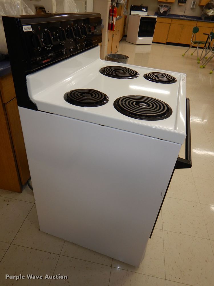 image for item FP9126 (2) Tappan four burner electric stove