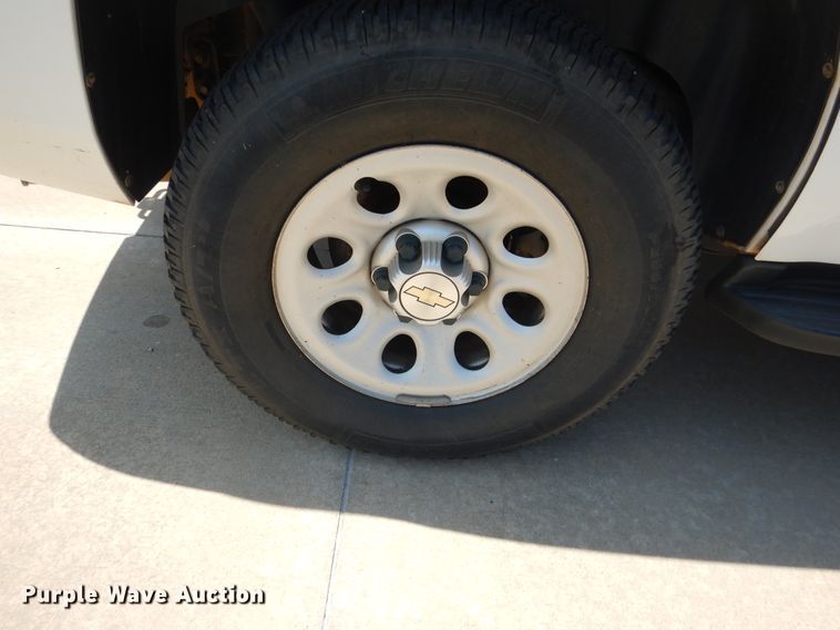 image for item FT9257 2011 Chevrolet Tahoe Police SUV