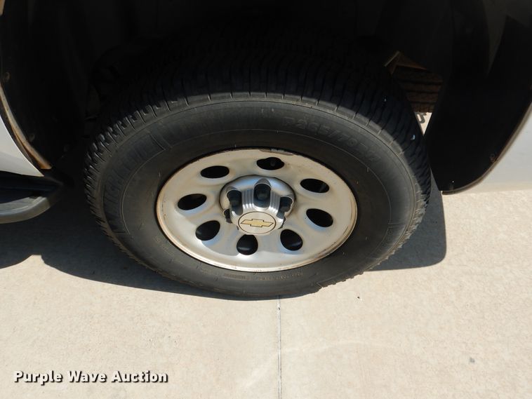 image for item FT9257 2011 Chevrolet Tahoe Police SUV