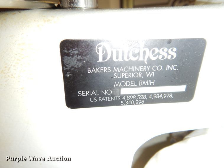 image for item G1851 Office supplies and kitchen equipment