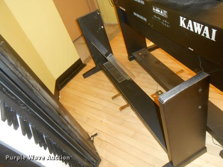 image for item GF9501 Kawai MR370 piano