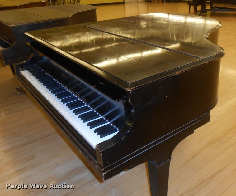 image for item GF9503 Baldwin piano