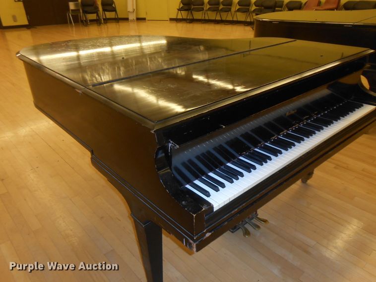 image for item GF9503 Baldwin piano