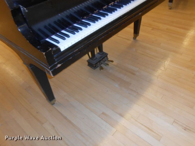 image for item GF9503 Baldwin piano
