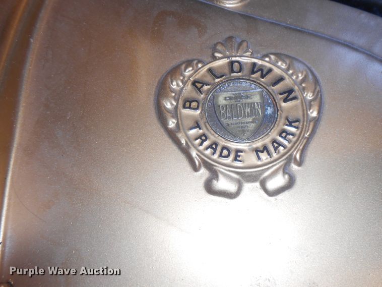 image for item GF9503 Baldwin piano