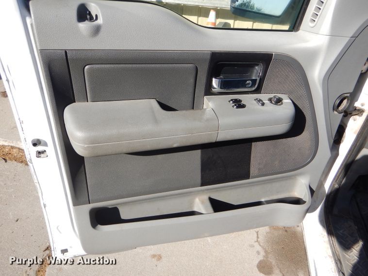 image for item GH9501 2008 Ford F150 XL pickup truck