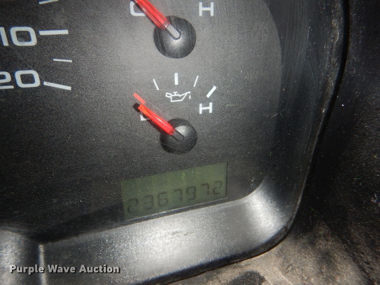 image for item GH9501 2008 Ford F150 XL pickup truck