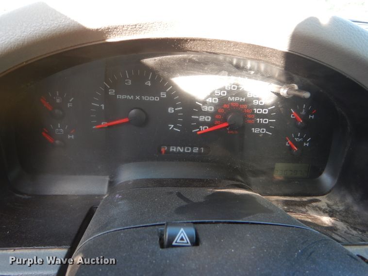 image for item GH9501 2008 Ford F150 XL pickup truck