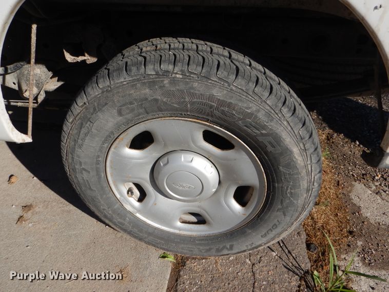 image for item GH9501 2008 Ford F150 XL pickup truck