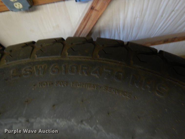 image for item GH9511 Titan 610R470 tires and wheels