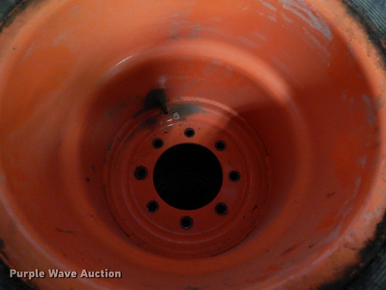 image for item GH9512 Galaxy Turf Special 41/18LLx16.1 tires and wheels