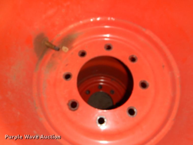 image for item GH9512 Galaxy Turf Special 41/18LLx16.1 tires and wheels