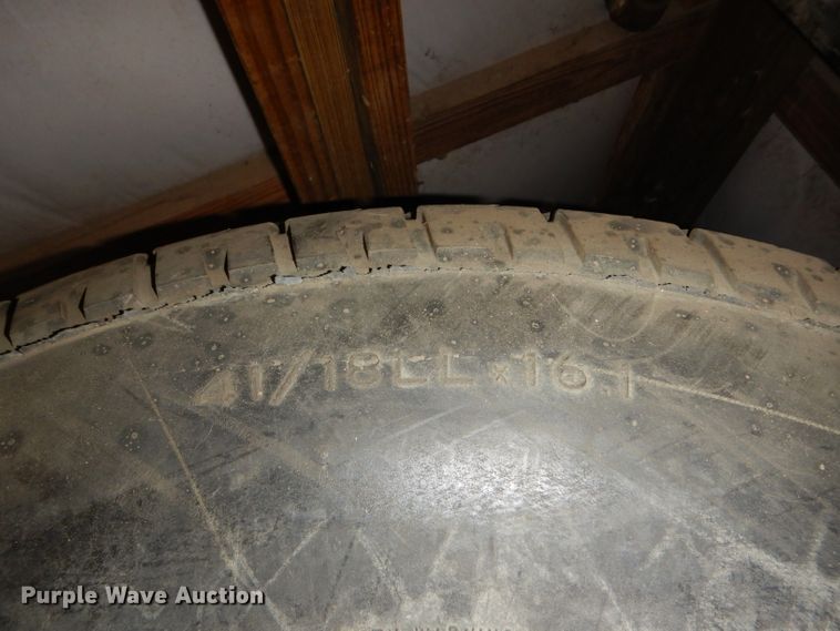 image for item GH9512 Galaxy Turf Special 41/18LLx16.1 tires and wheels